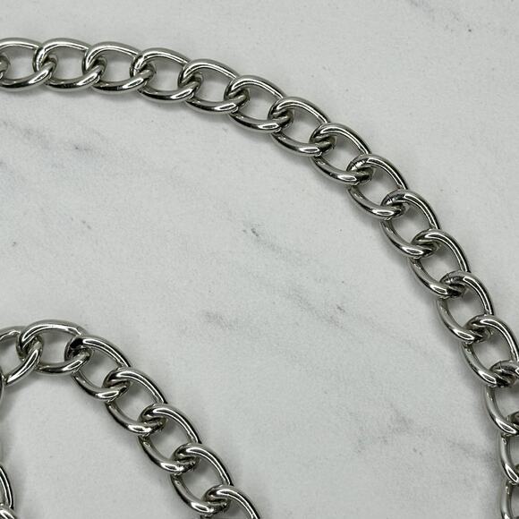 Butterfly Charm Silver Tone Metal Chain Link Belt One Size (OS) ✨ - Picture 9 of 12